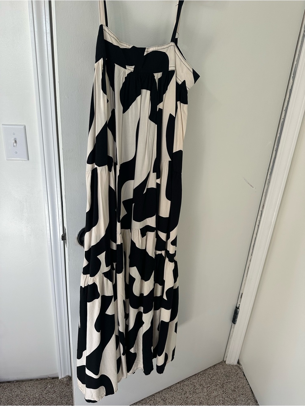 Women’s Black & Cream Printed Maxi Dress